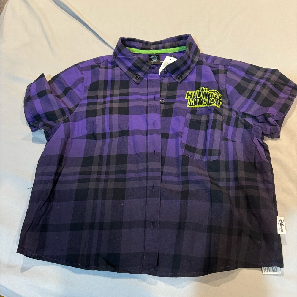 NWT Haunted mansion button down - Picture 3 of 9